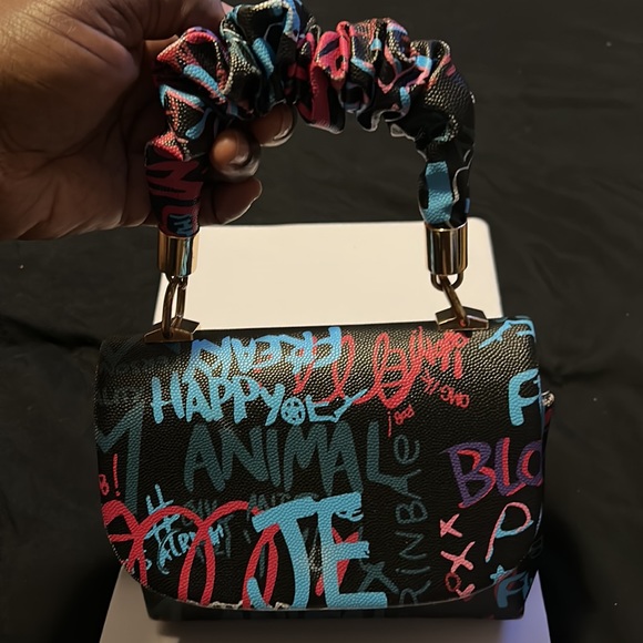 Graffiti handbag - Picture 4 of 6